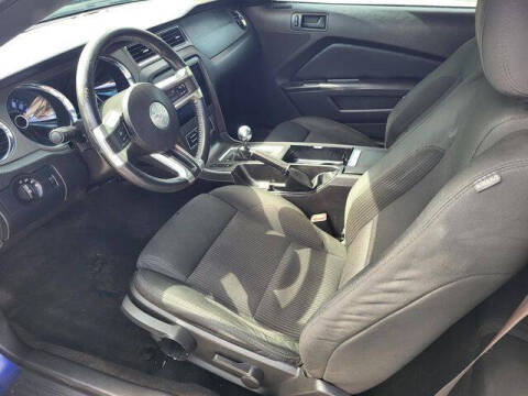2014 Ford Mustang V6