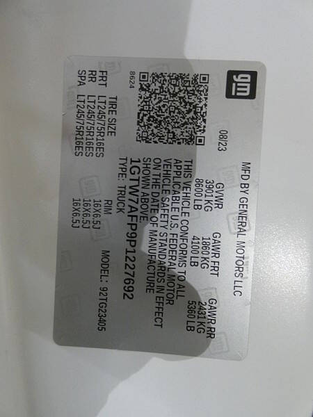 2023 GMC Savana 2500