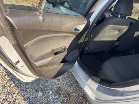 2017 Chevrolet Cruze LS Auto