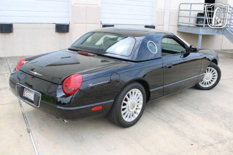 2004 Ford Thunderbird Deluxe