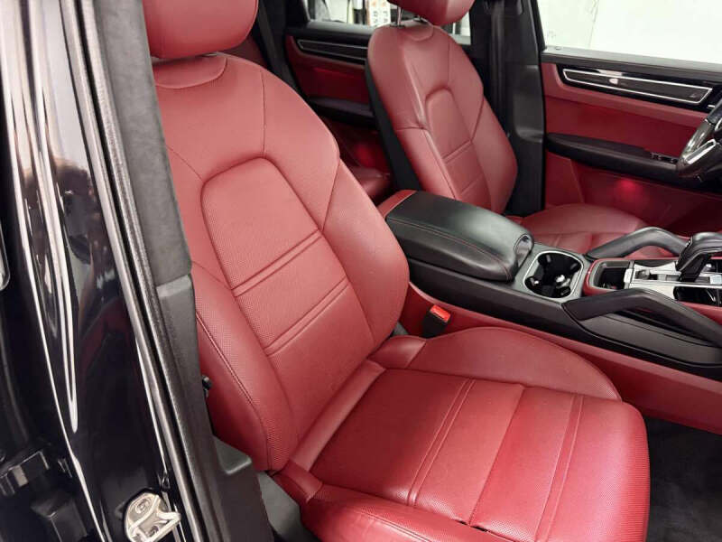 2022 Porsche Cayenne