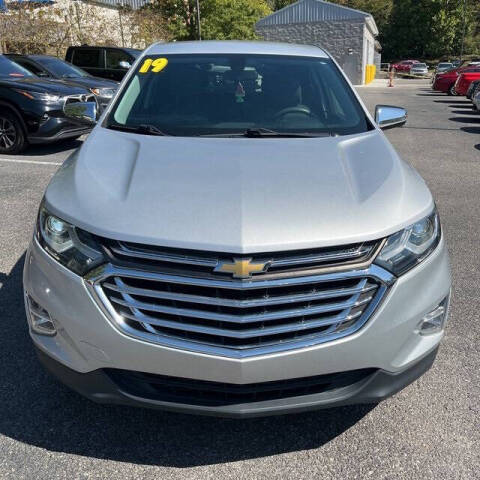 Used 2019 Chevrolet Equinox LT with VIN 3GNAXUEV8KL119486 for sale in Hazard, KY