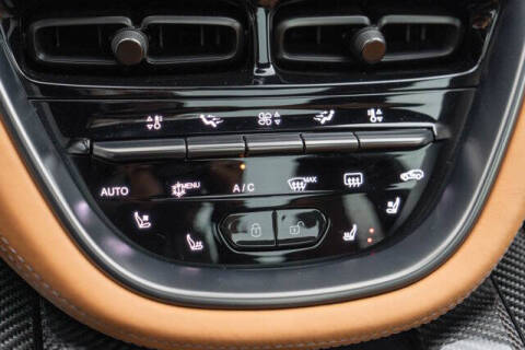 2024 Aston Martin DBX 707