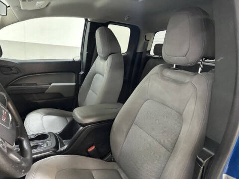 2021 GMC Canyon Elevation Standard