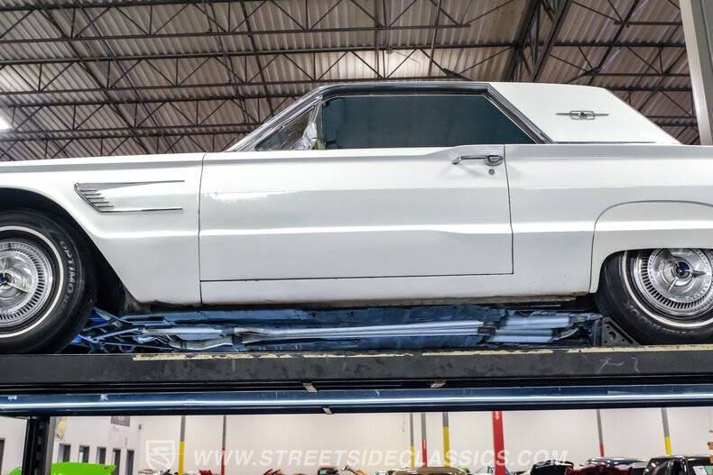 1965 Ford Thunderbird