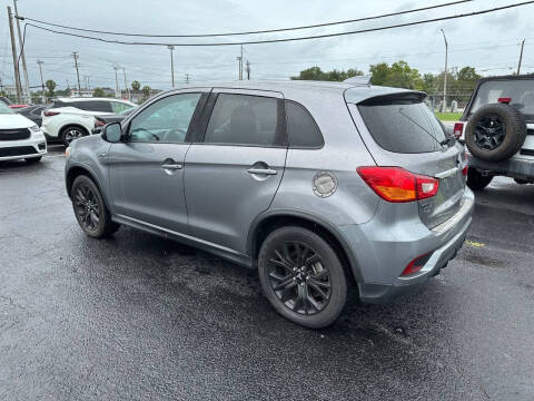 2019 Mitsubishi Outlander Sport LE