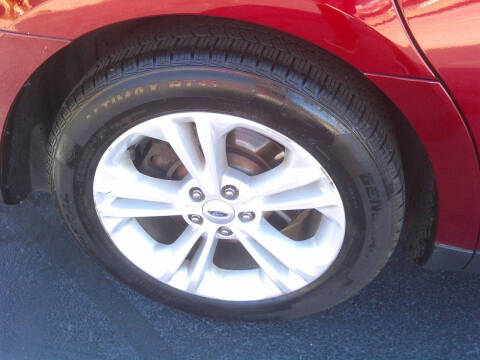 2015 Ford Taurus SEL