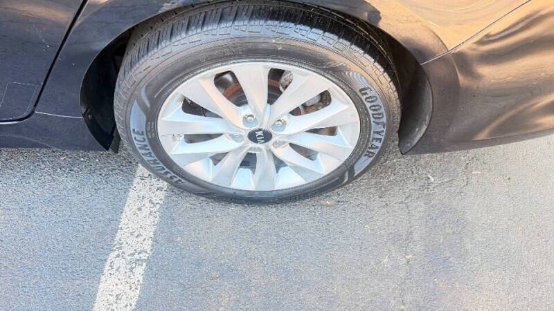 2017 Kia Optima LX