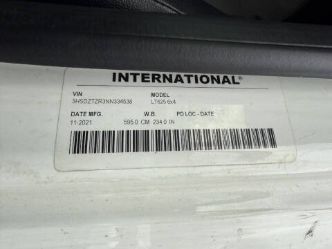 2022 International LT625