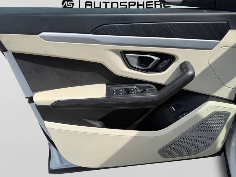 2019 Lamborghini Urus