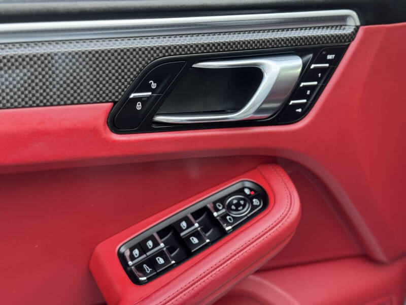 2018 Porsche Macan GTS