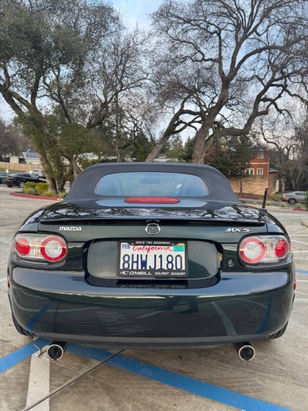 2006 Mazda MX-5 Miata