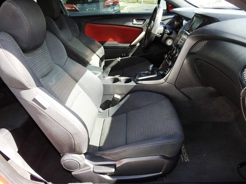 2013 Hyundai Genesis Coupe  - $13,900