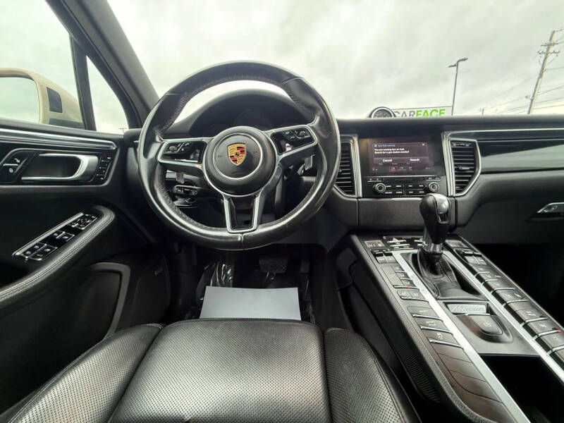 2018 Porsche Macan S