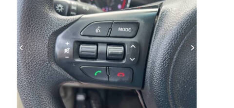 2017 Kia Sedona L