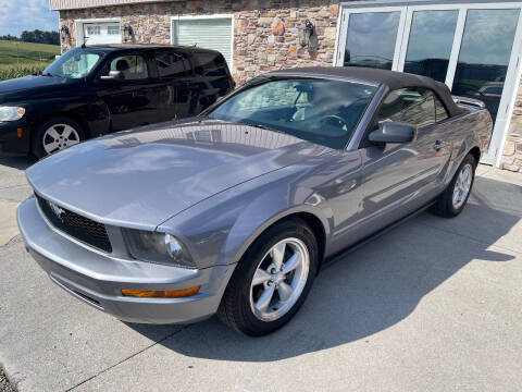 2006 Ford Mustang V6 Deluxe