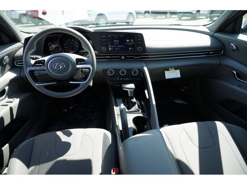 2021 Hyundai Elantra