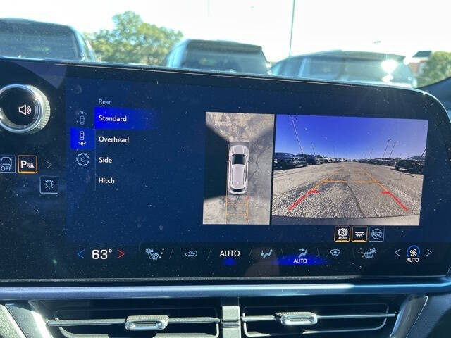 2026 Chevrolet Equinox EV LT 2