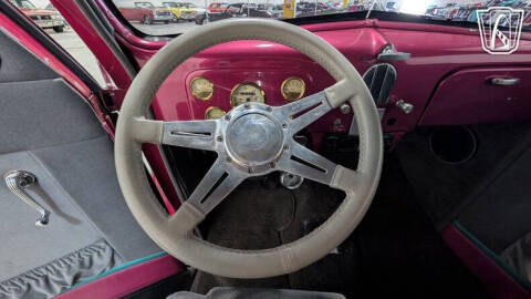 1937 Ford Tudor