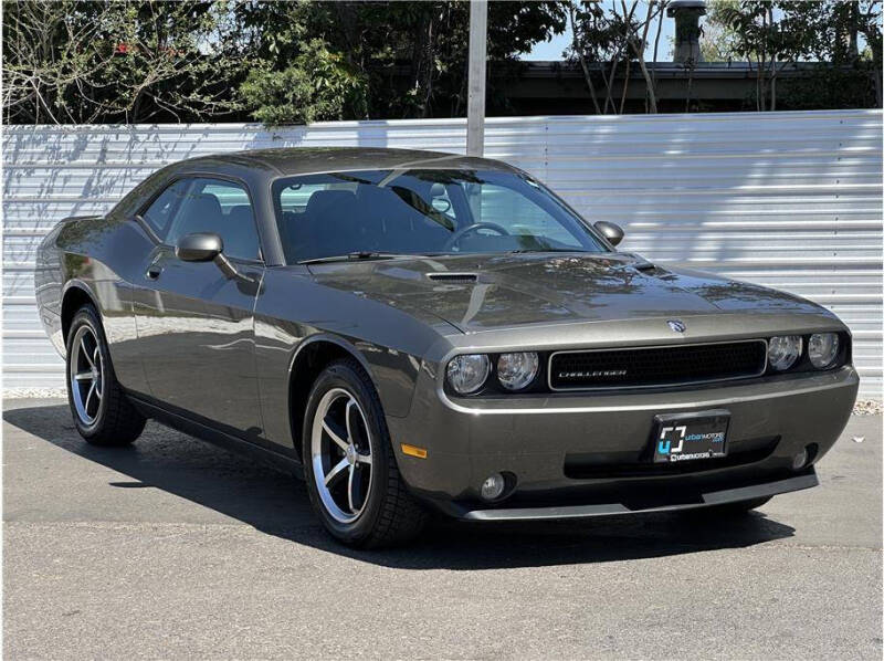 2010 Dodge Challenger SE