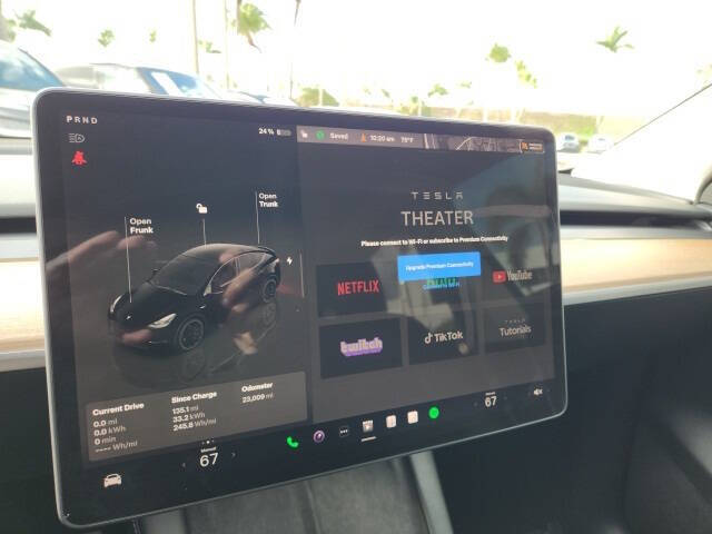 2023 Tesla Model Y Performance