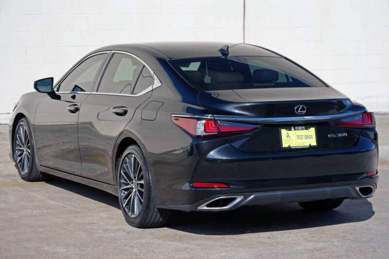 2022 Lexus ES 350
