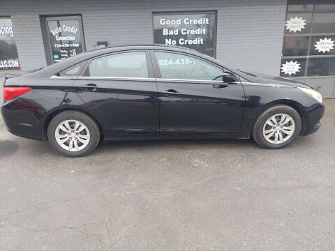 2012 Hyundai Sonata for sale at Auto Credit Connection LLC in Uniontown PA