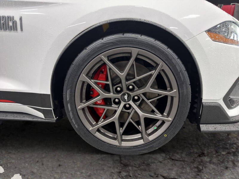 2022 Ford Mustang Mach 1