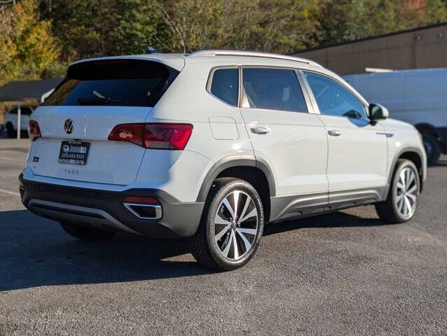 2024 Volkswagen Taos SE