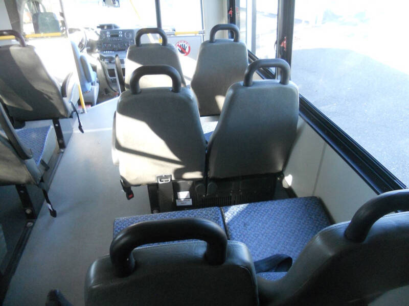 2013 Ford E-Series E-450 SD