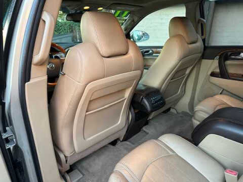 2011 Buick Enclave CXL-2