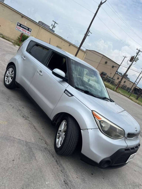 2015 Kia Soul +