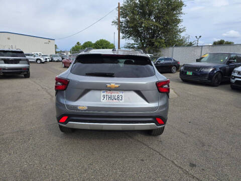 2025 Chevrolet Trax LT