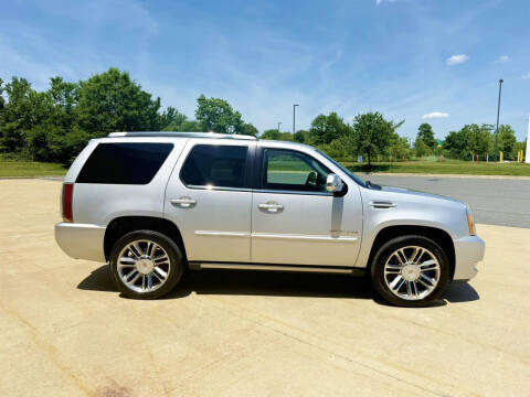 2012 Cadillac Escalade Premium