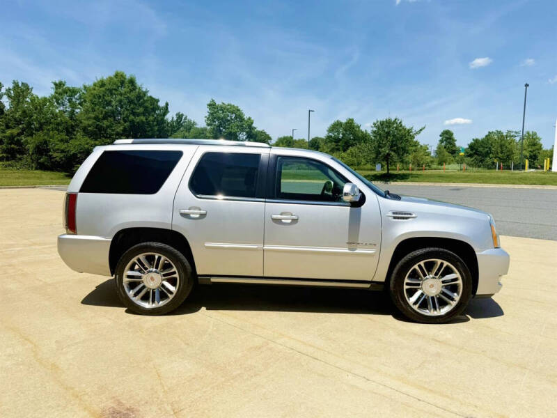 2012 Cadillac Escalade Premium