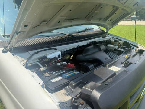 2011 Ford E-Series E-350 SD