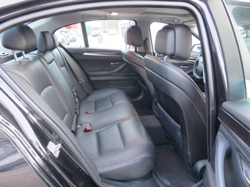 2013 BMW 5 Series 528i xDrive