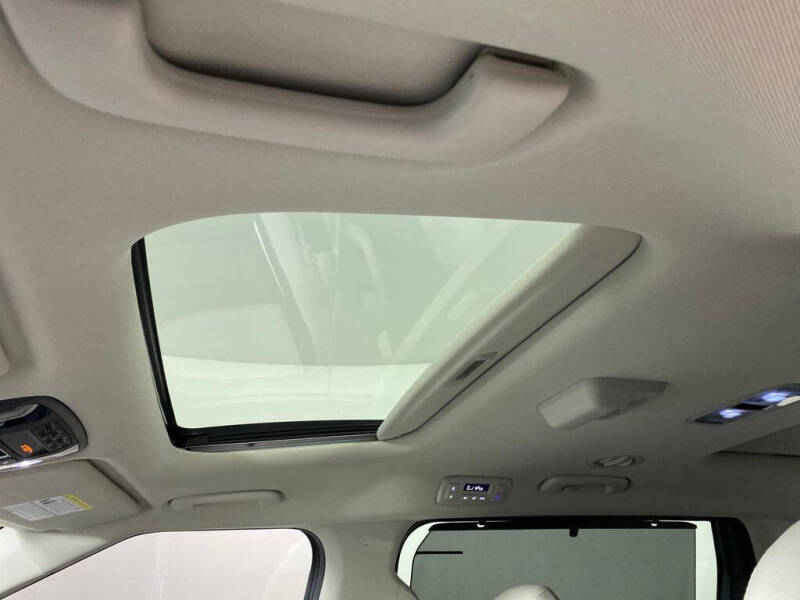 2025 Kia Carnival SX Prestige