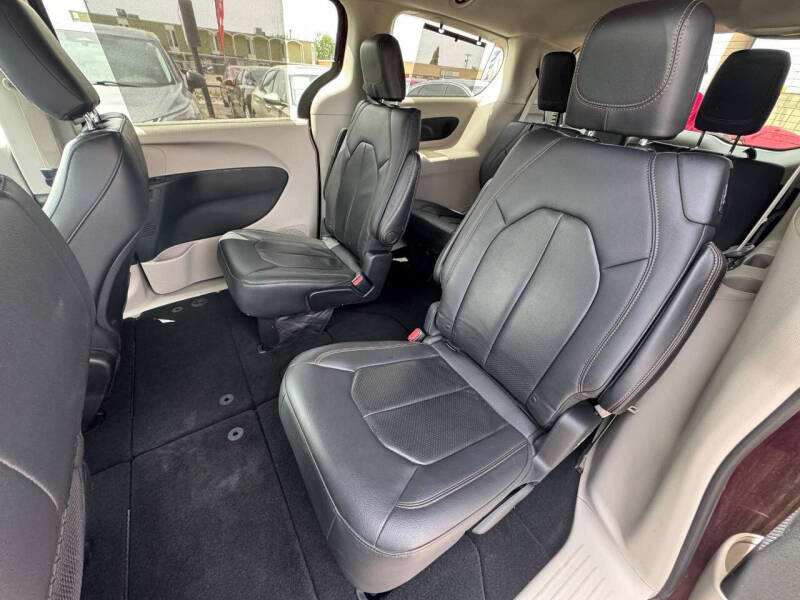 2018 Chrysler Pacifica Touring L