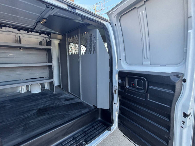 2019 Chevrolet Express 2500