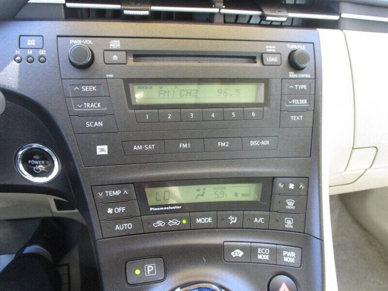 2010 Toyota Prius II