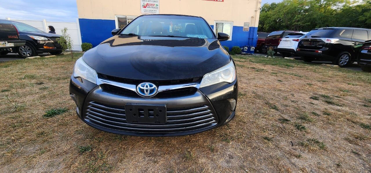 2015 Toyota Camry Hybrid for sale at URIEL's AUTOMOTIVE LLC in Middletown, OH