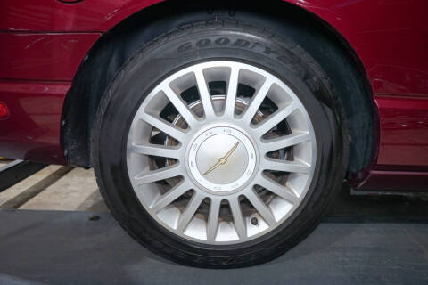 2004 Ford Thunderbird Deluxe