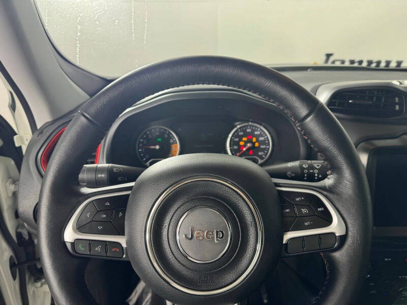 2023 Jeep Renegade Trailhawk