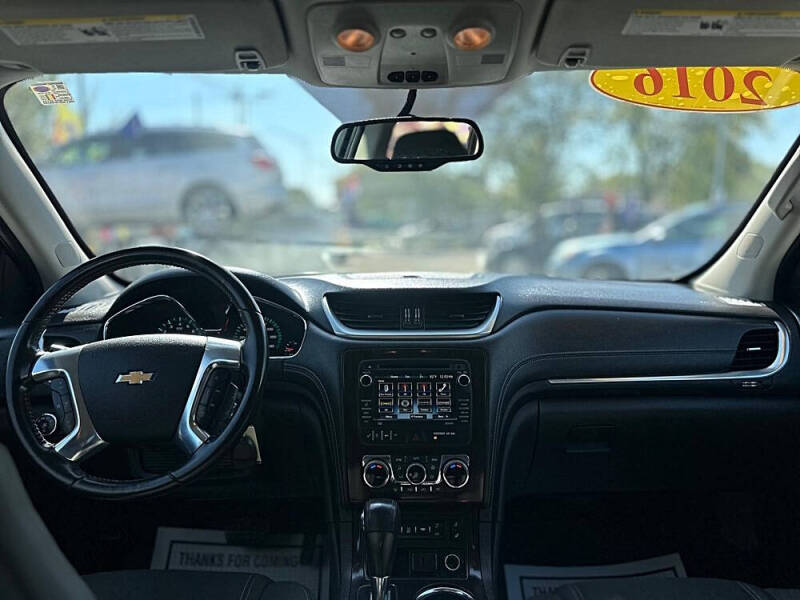 2016 Chevrolet Traverse LT