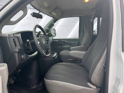 2019 Chevrolet Express 2500