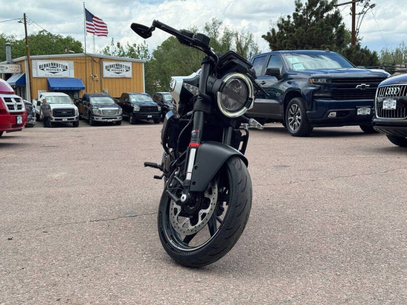 2024 Husqvarna VITPILEN