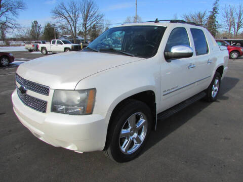 2011 Chevrolet Avalanche for sale at Roddy Motors in Mora MN