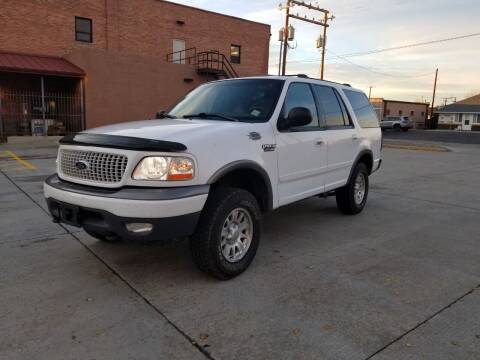 2002 Ford Expedition for sale at KHAN'S AUTO LLC in Worland WY