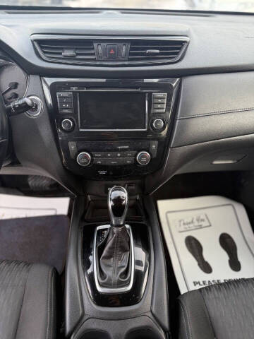 2020 Nissan Rogue SV